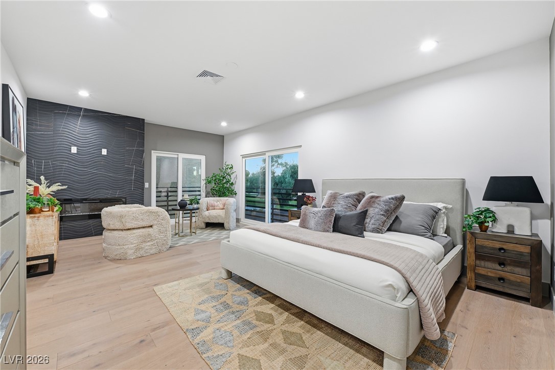 2861 Queens Courtyard Drive