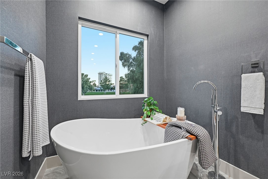 2861 Queens Courtyard Drive