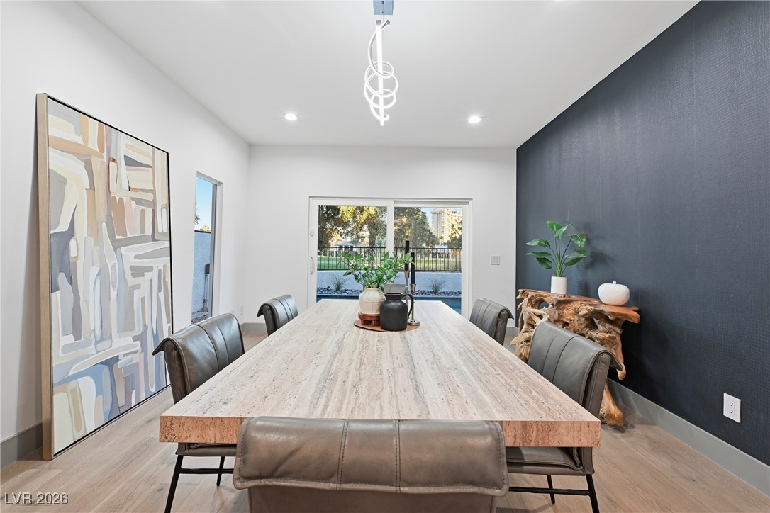 2861 Queens Courtyard Drive