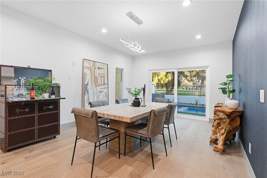 2861 Queens Courtyard Drive