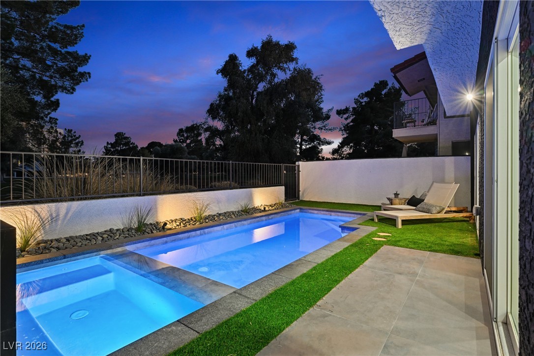 2861 Queens Courtyard Drive