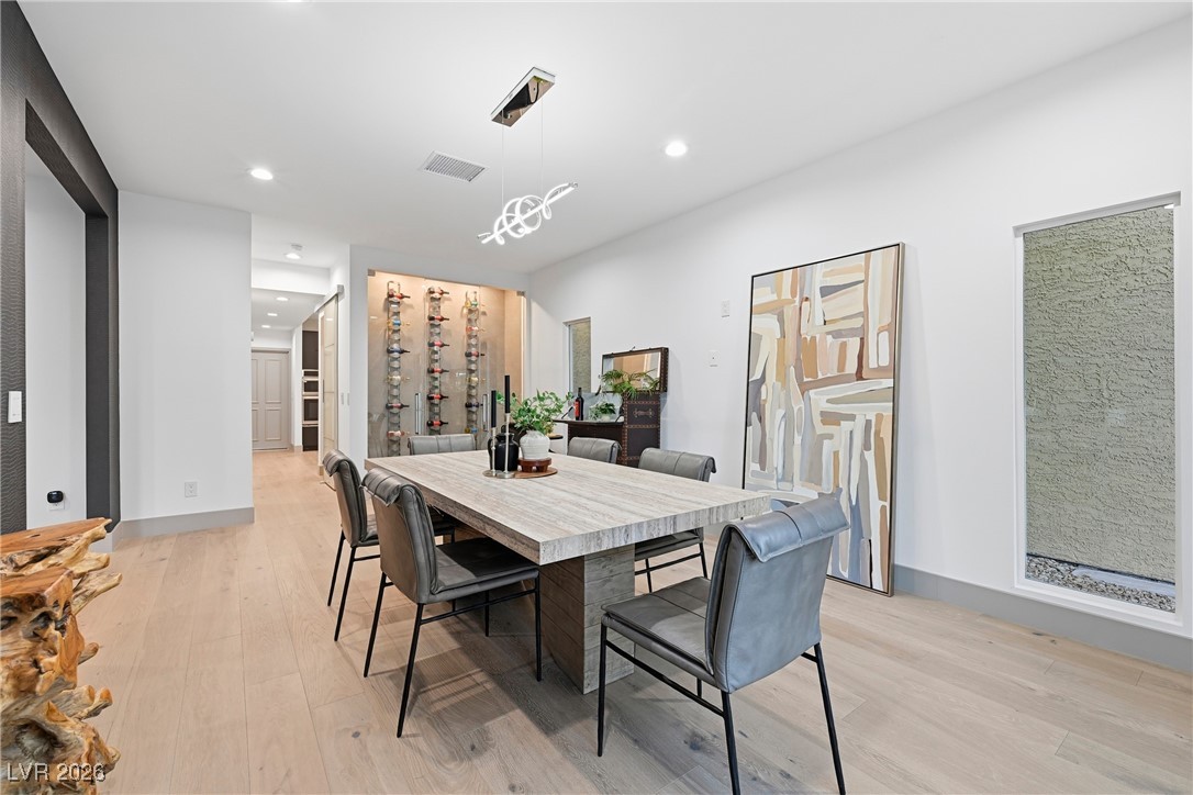 2861 Queens Courtyard Drive