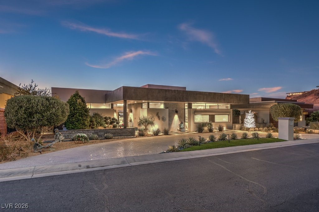 671 Scenic Rim Drive