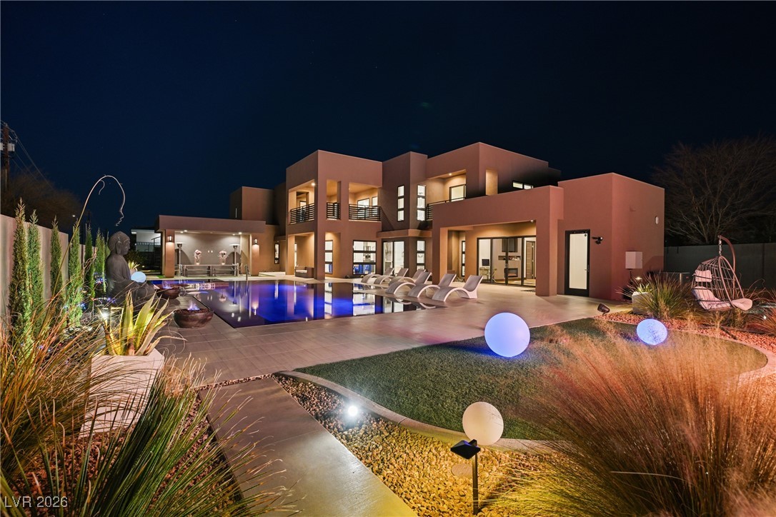 3740 Caesars Circle