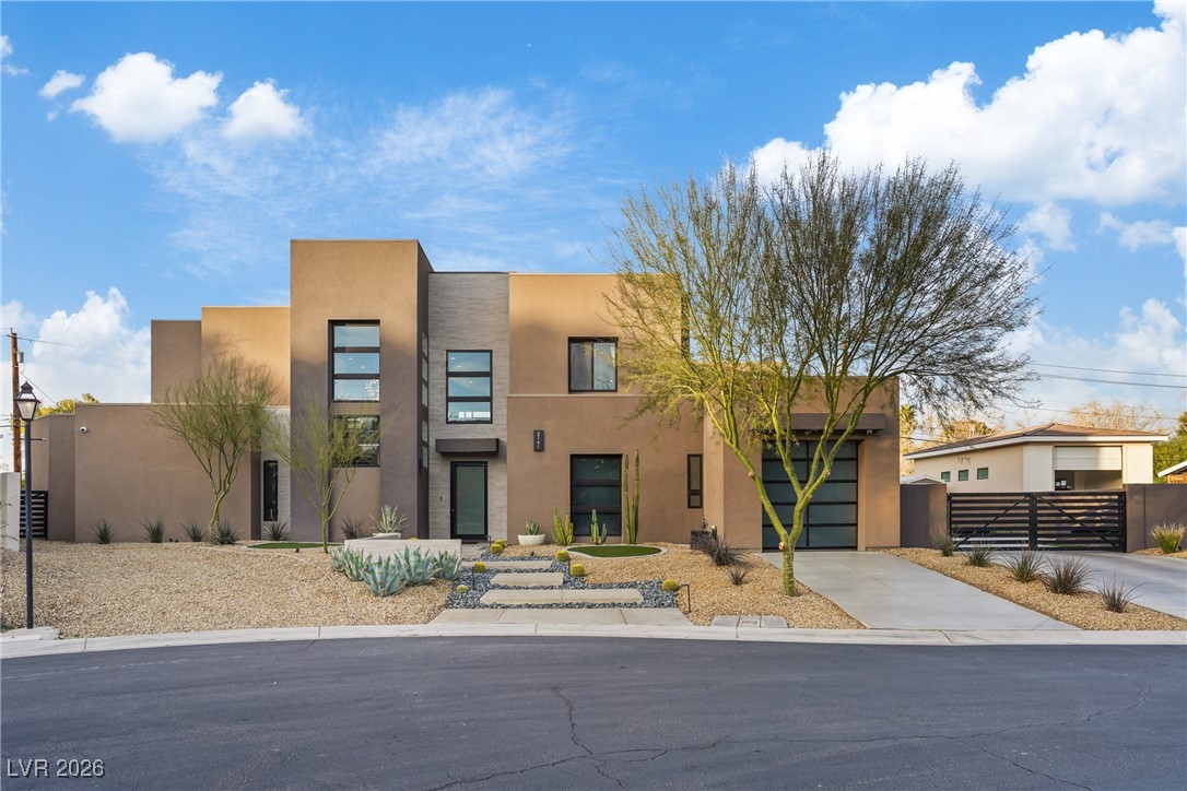 3740 Caesars Circle