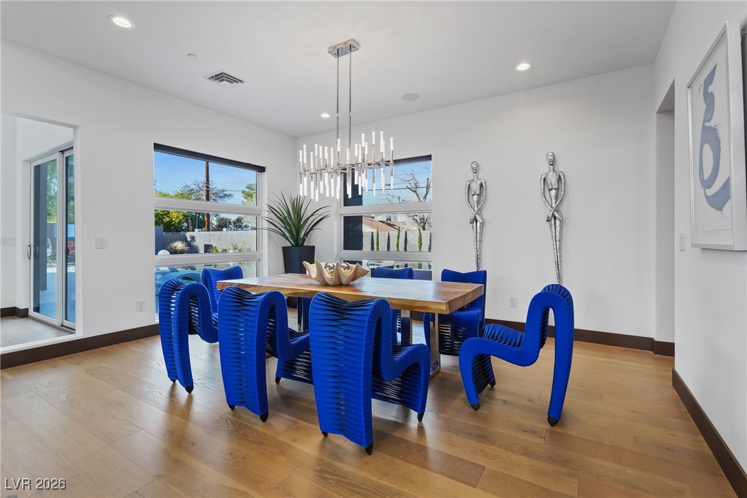 3740 Caesars Circle
