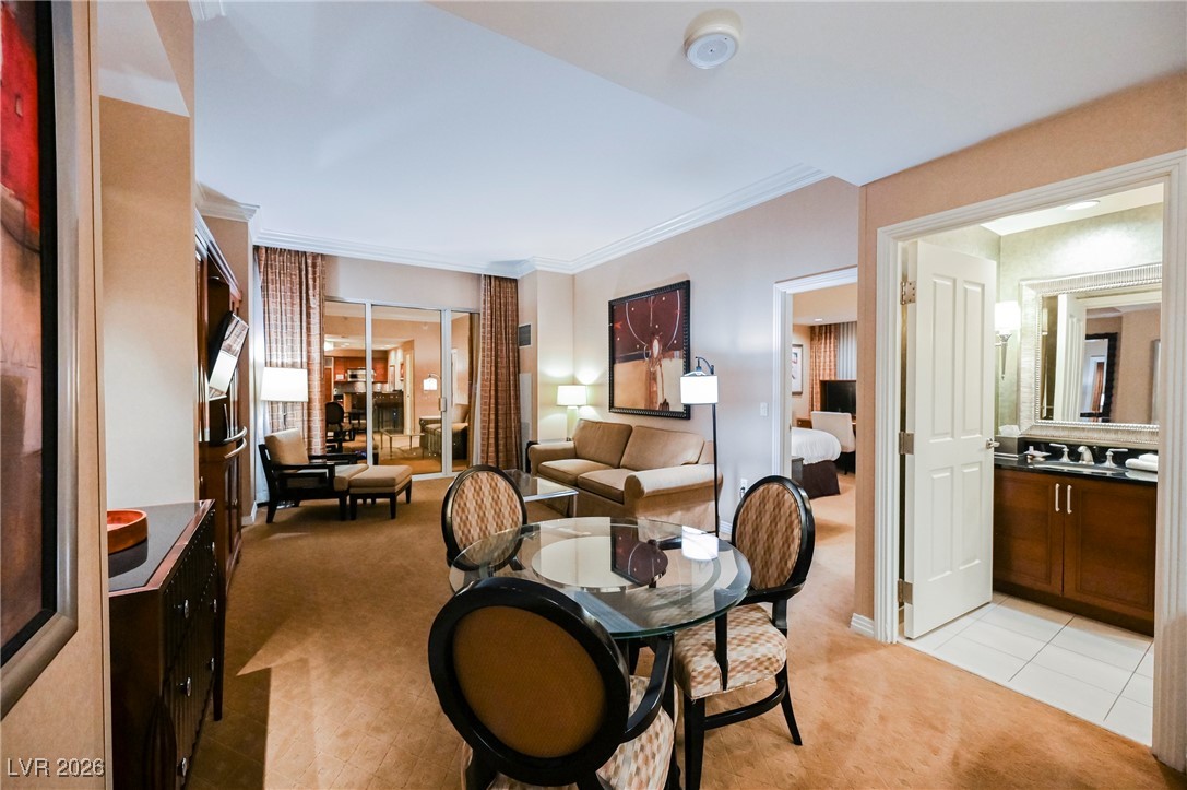 145 HARMON Avenue 1021