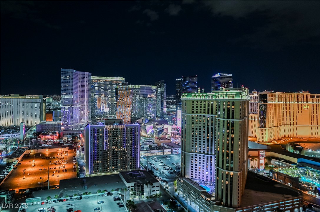 145 HARMON Avenue 1021