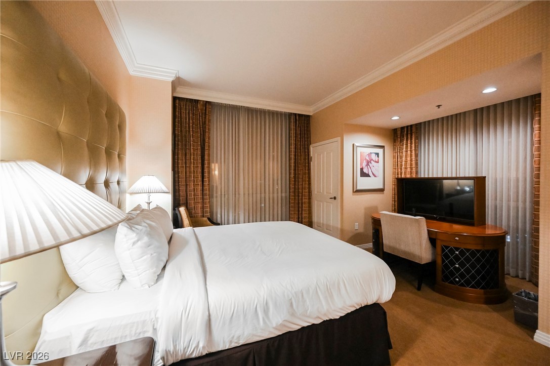 145 HARMON Avenue 1021