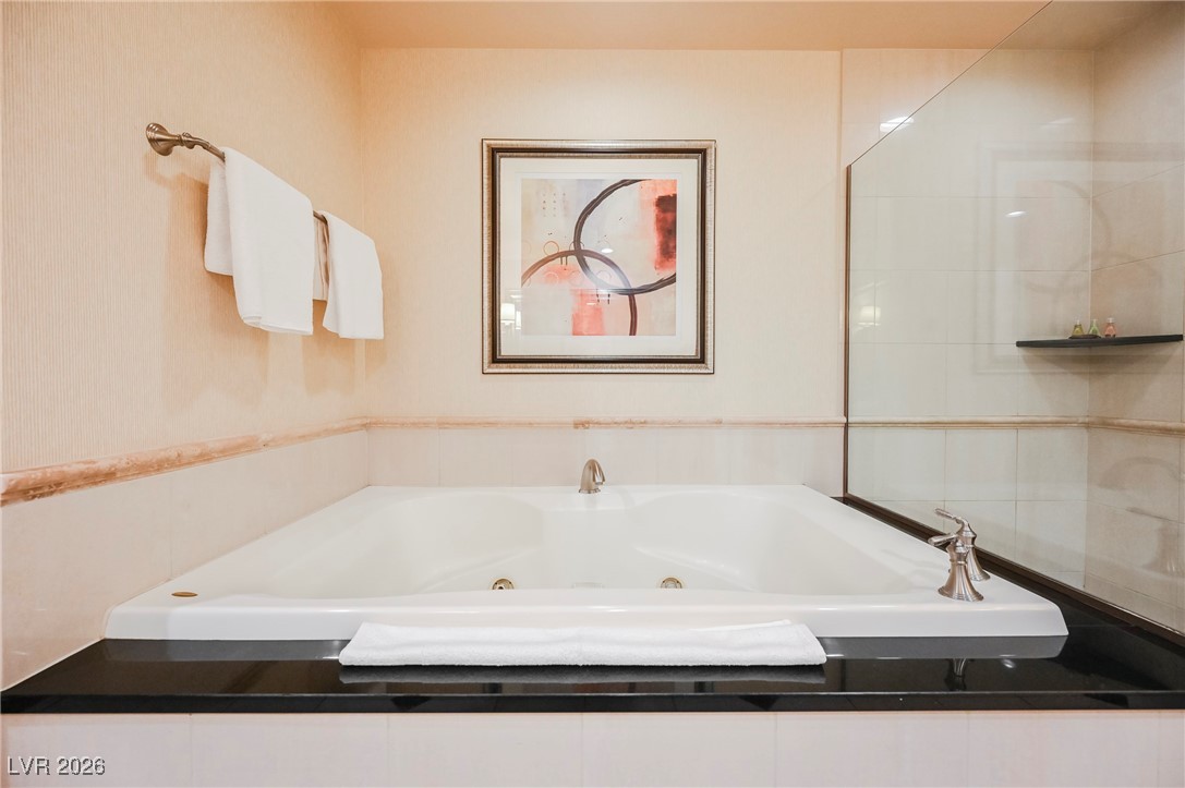 145 HARMON Avenue 1021