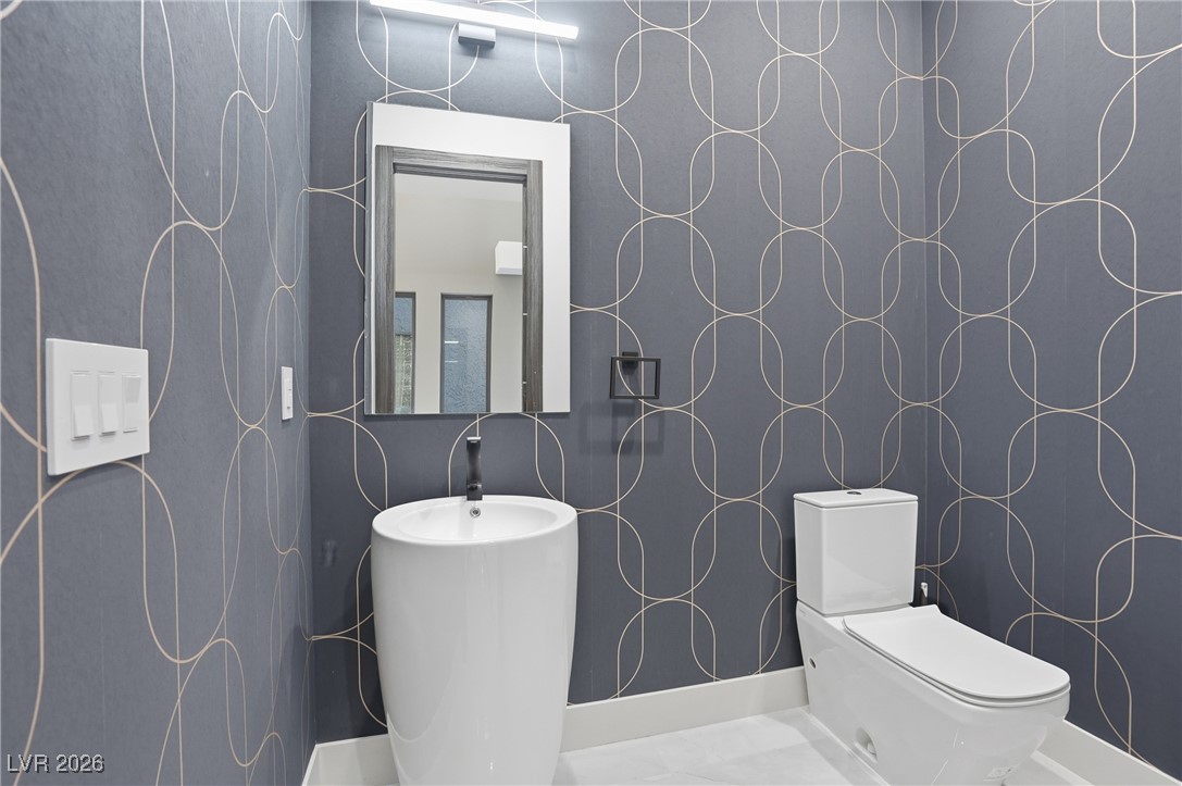 2824 Queens Courtyard Drive