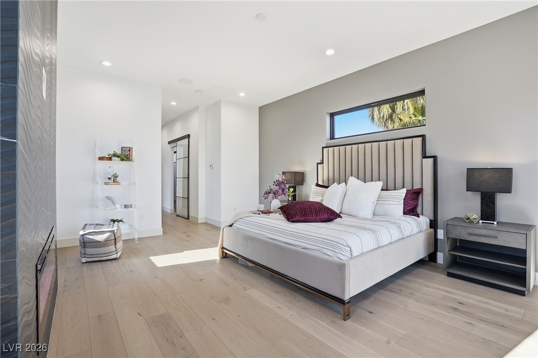 2824 Queens Courtyard Drive