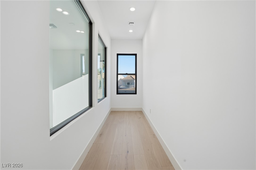 2824 Queens Courtyard Drive