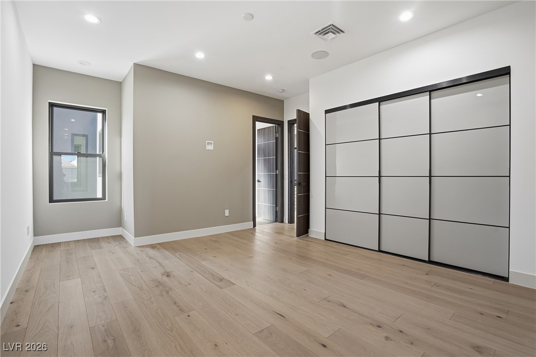 2824 Queens Courtyard Drive