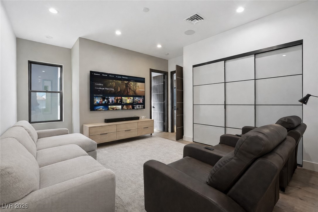 2824 Queens Courtyard Drive