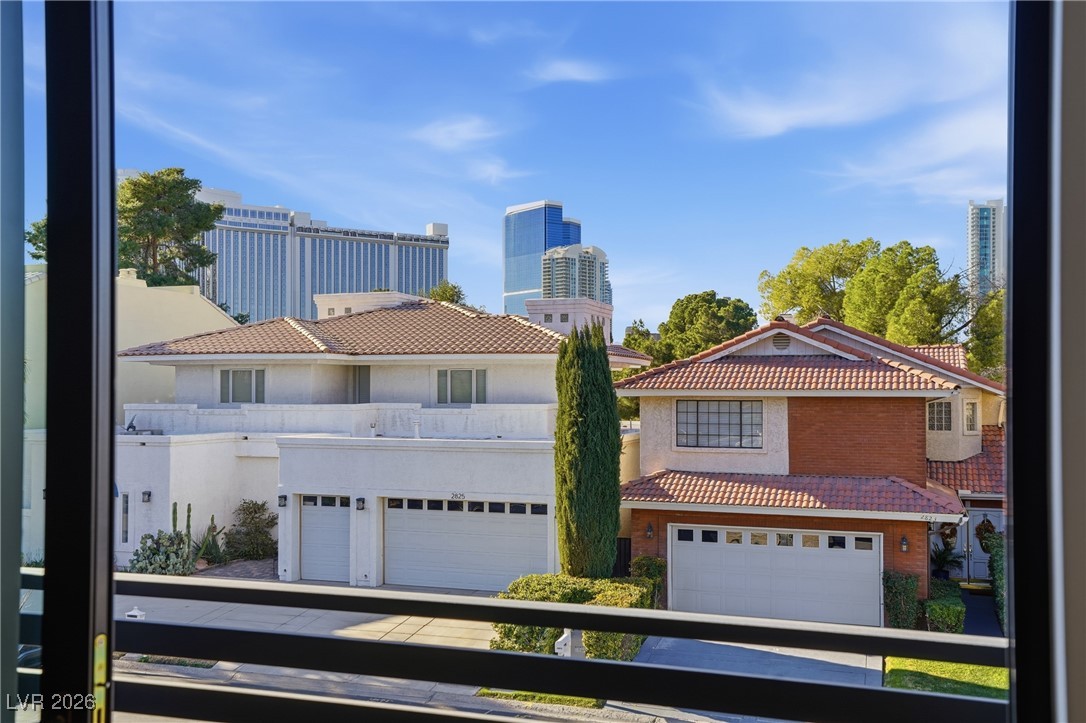 2824 Queens Courtyard Drive