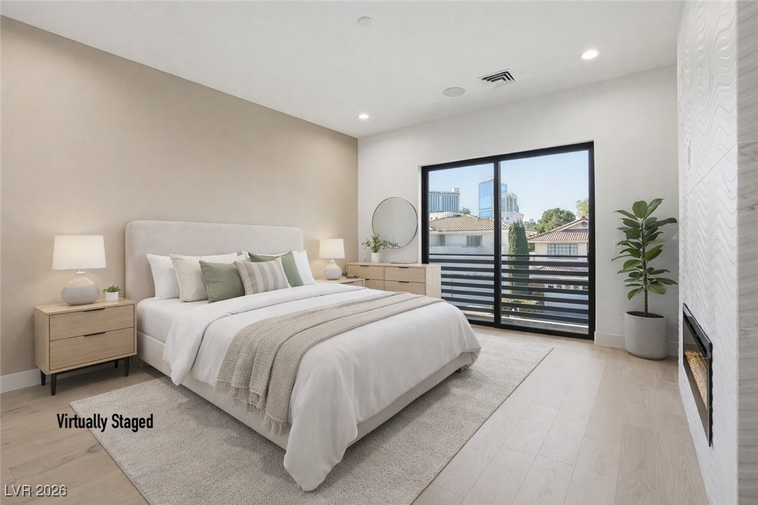 2824 Queens Courtyard Drive