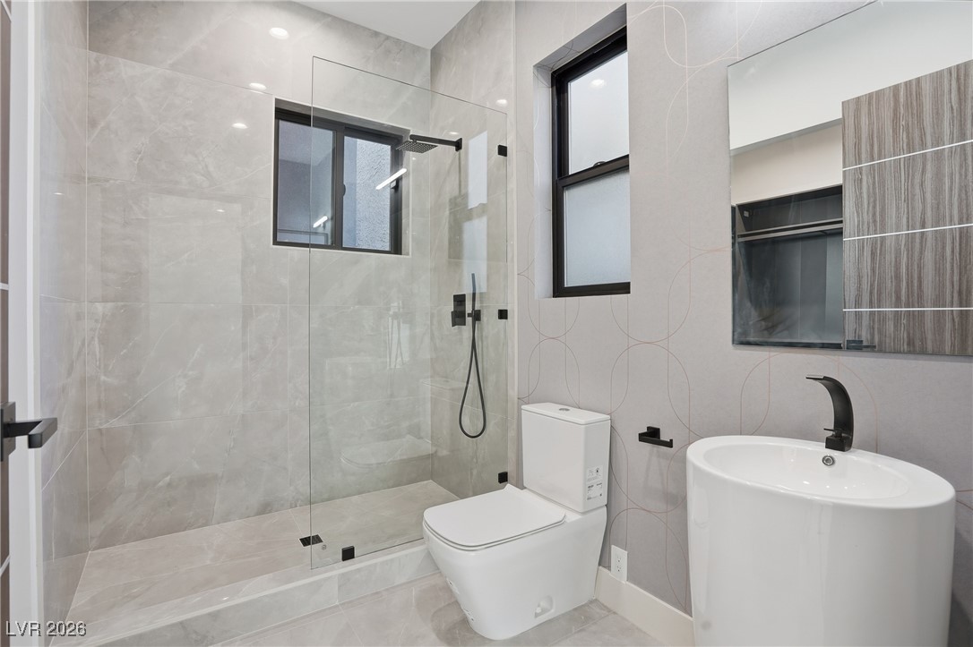 2824 Queens Courtyard Drive