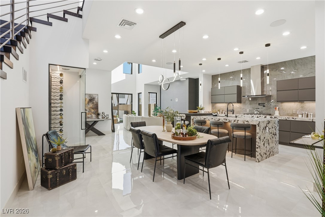 2824 Queens Courtyard Drive