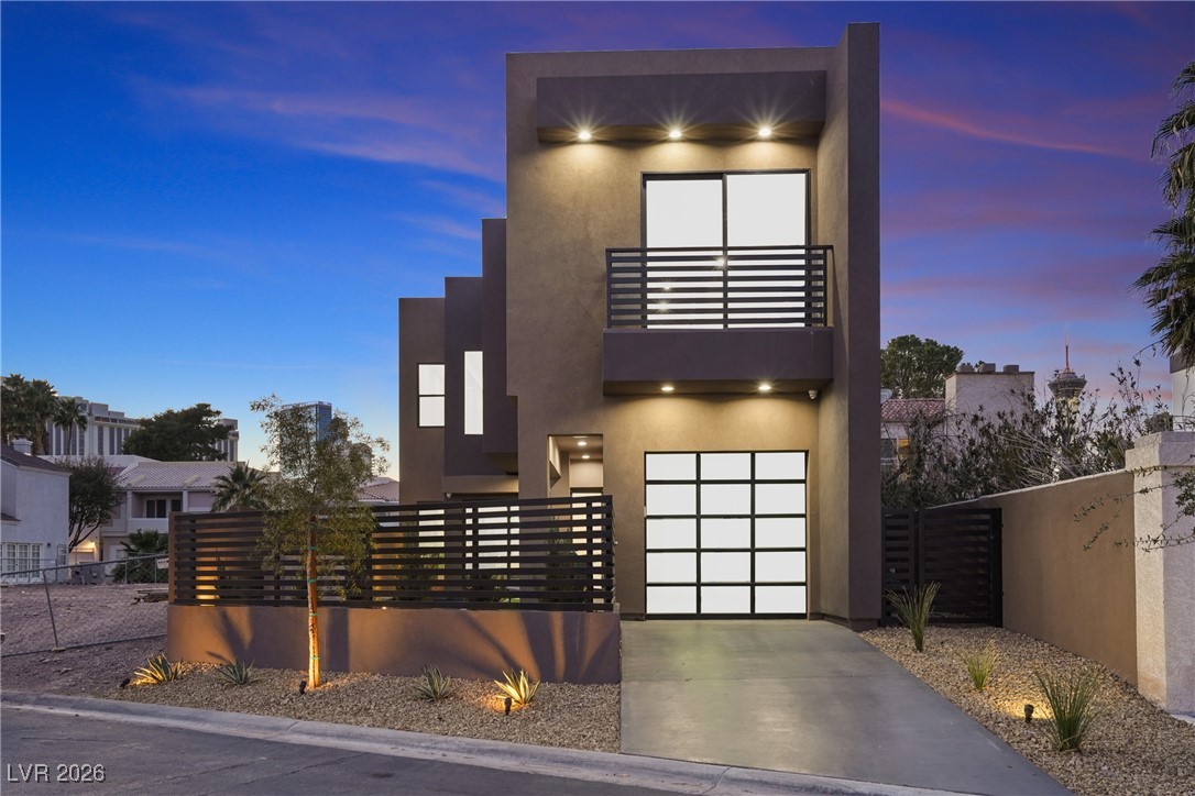 2824 Queens Courtyard Drive