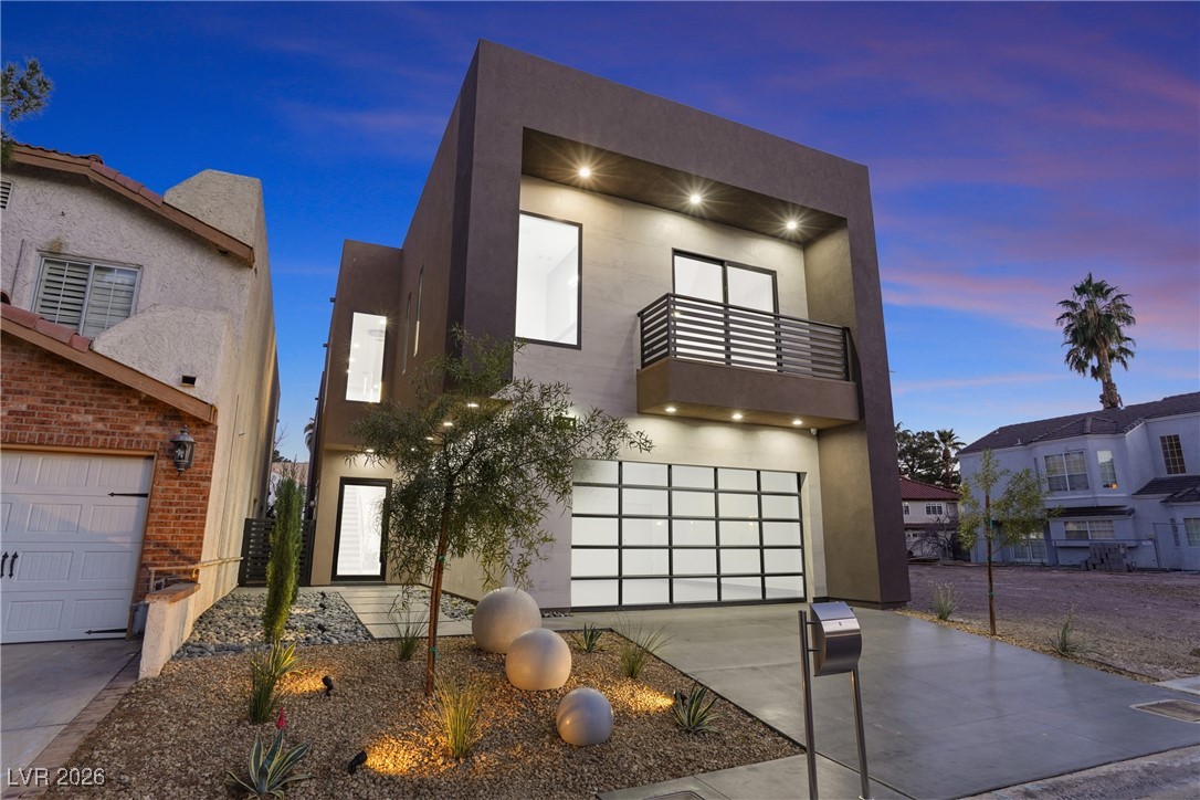 2824 Queens Courtyard Drive