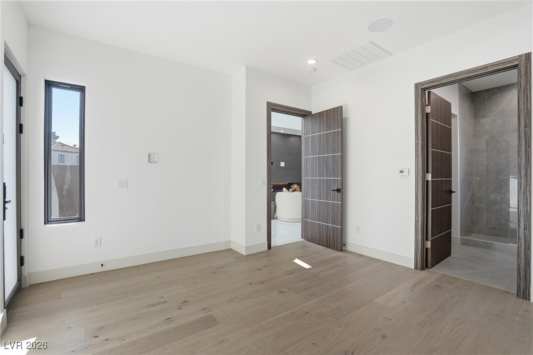 2824 Queens Courtyard Drive