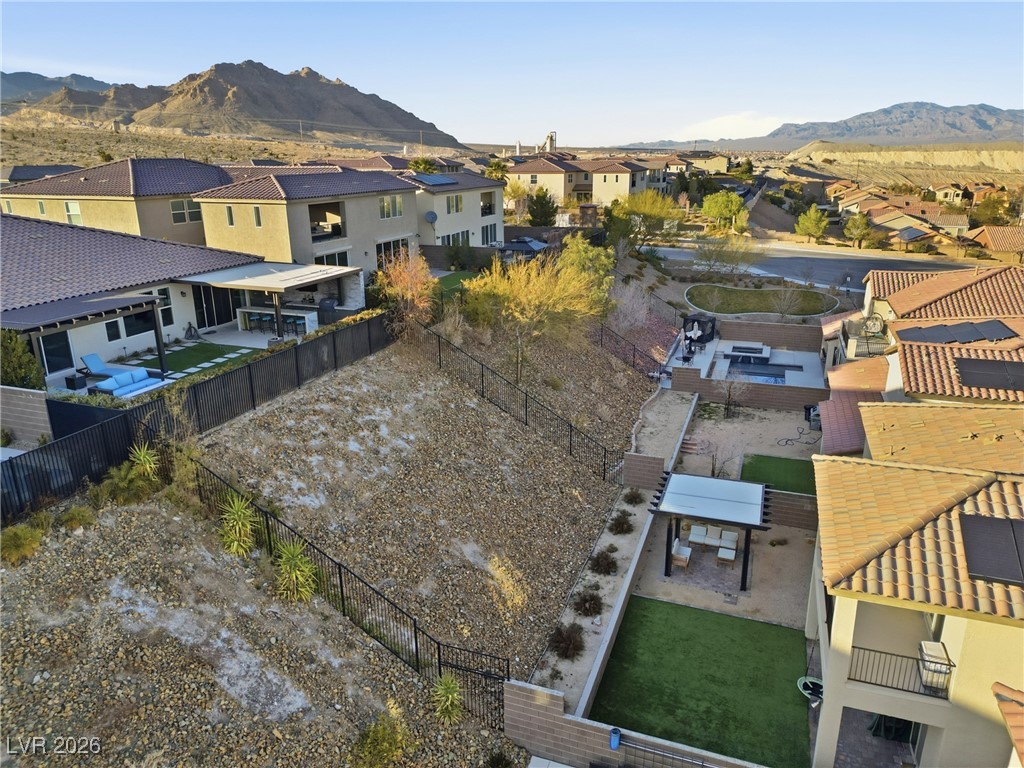 4631 Eagle Nest Peak Street