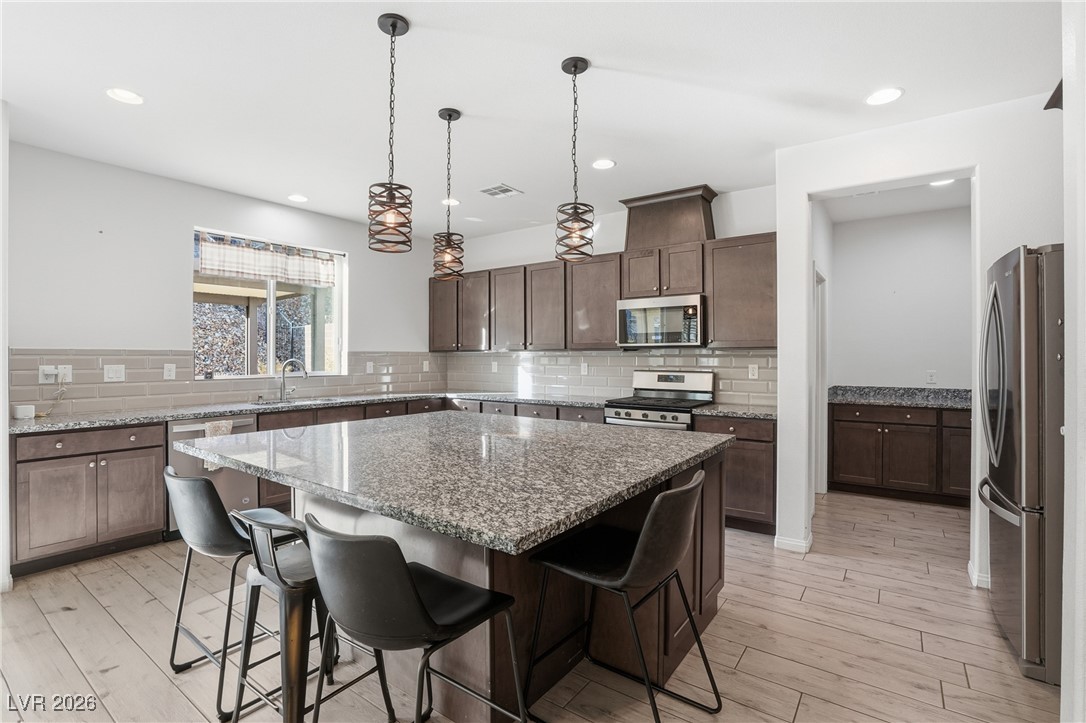 4631 Eagle Nest Peak Street