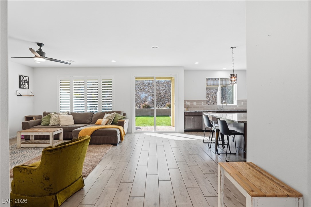 4631 Eagle Nest Peak Street