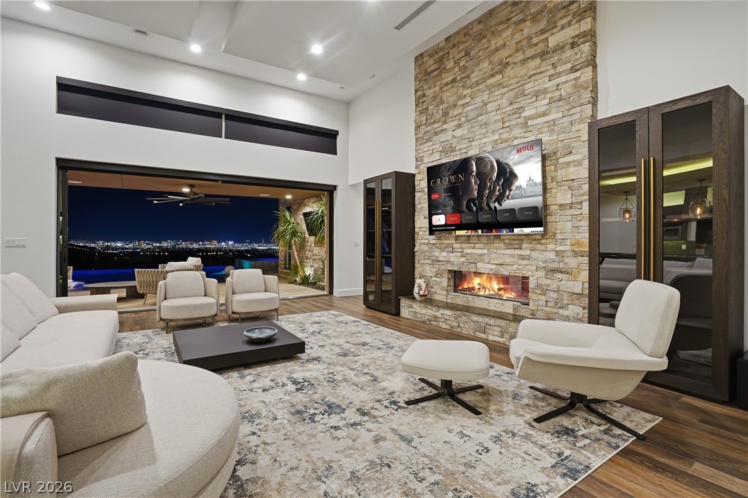 2224 Ledge Rock Lane