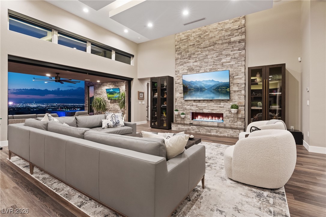 2224 Ledge Rock Lane