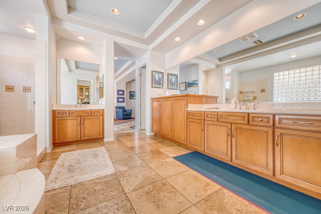 6426 Orto Botanico Court
