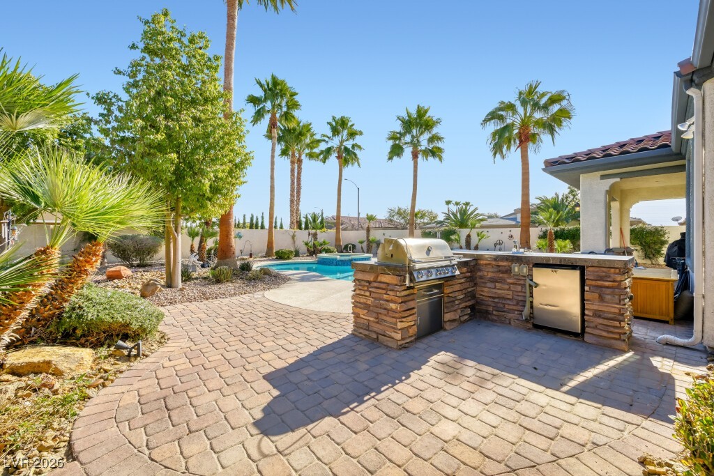 6426 Orto Botanico Court