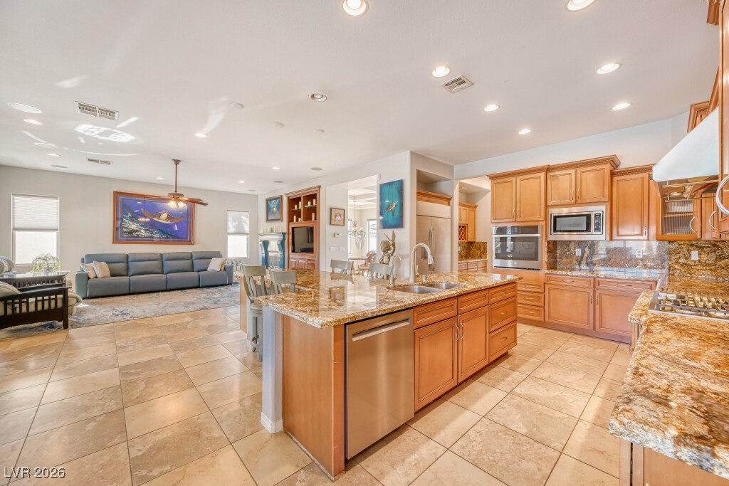 6426 Orto Botanico Court