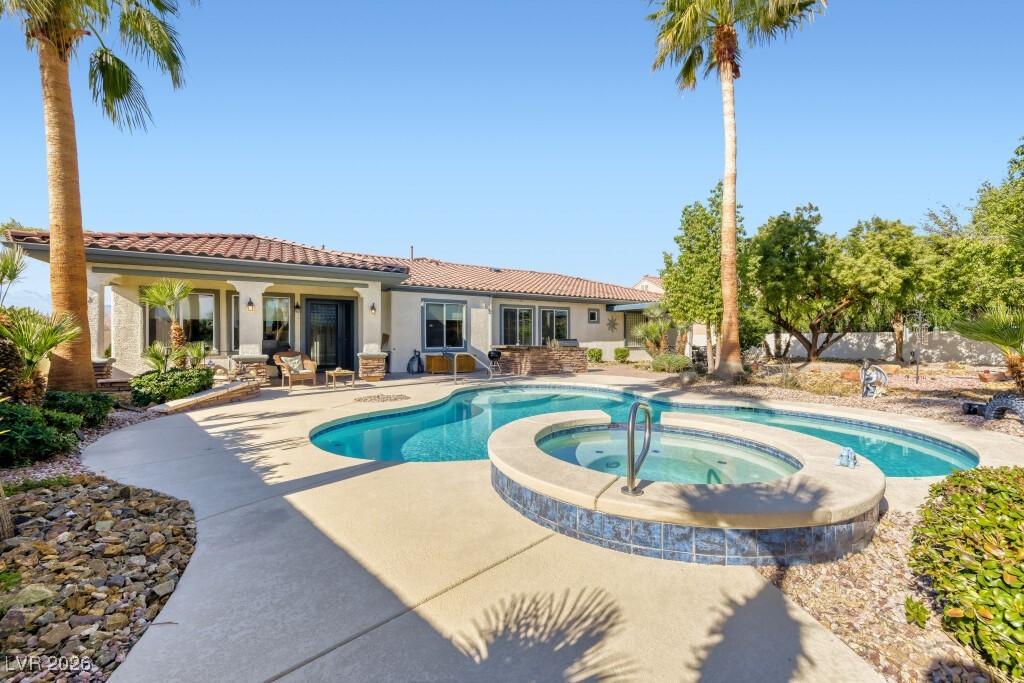 6426 Orto Botanico Court