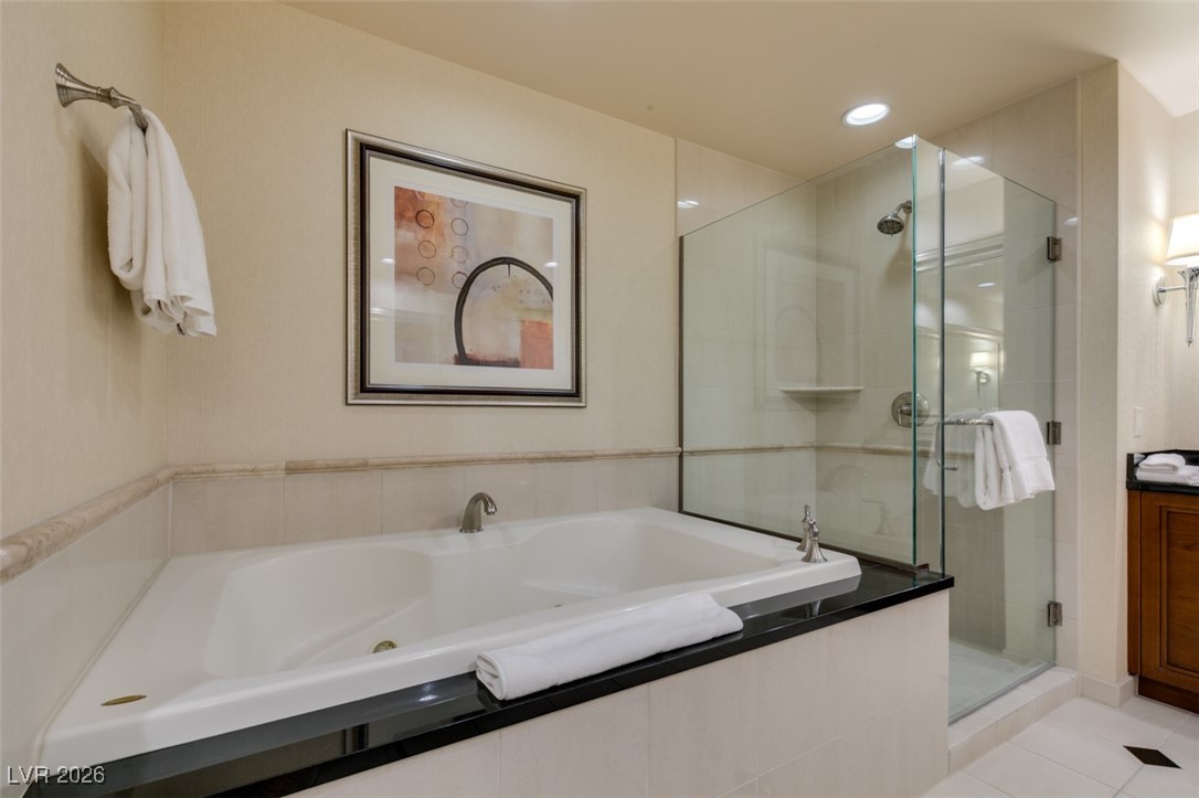 145 East HARMON Avenue 2521