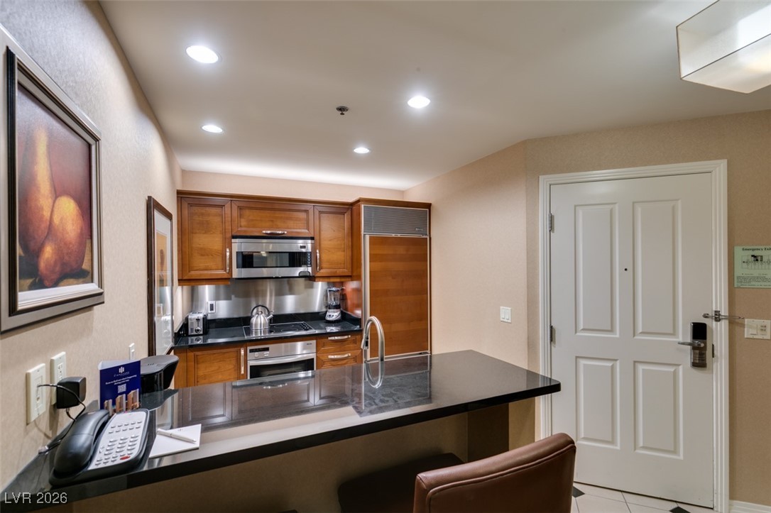 145 East HARMON Avenue 2521