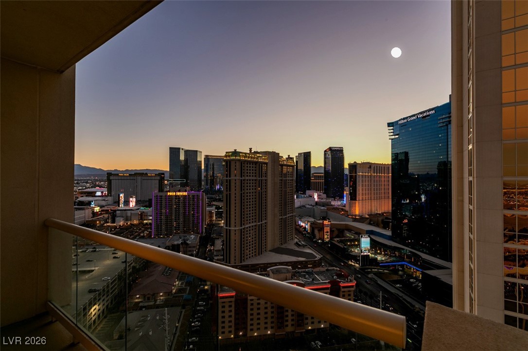 145 East HARMON Avenue 2521