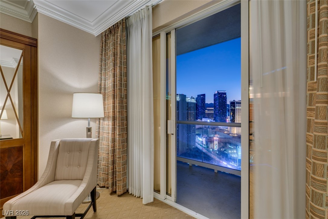 145 East HARMON Avenue 2521