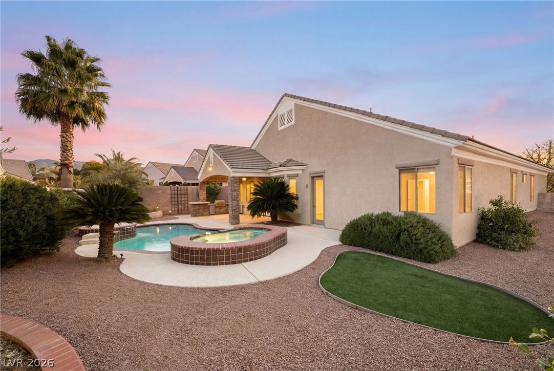 2052 Sinfonia Avenue