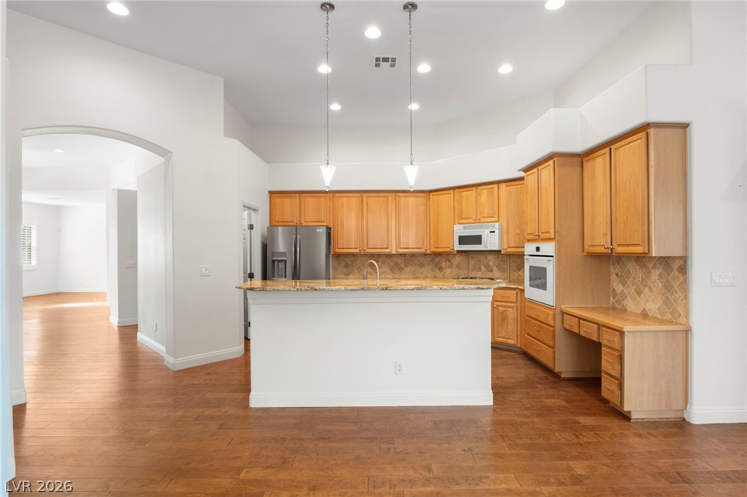 2052 Sinfonia Avenue