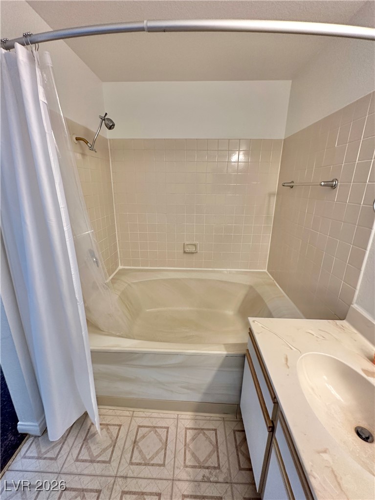 2200 South FORT APACHE Road 2185