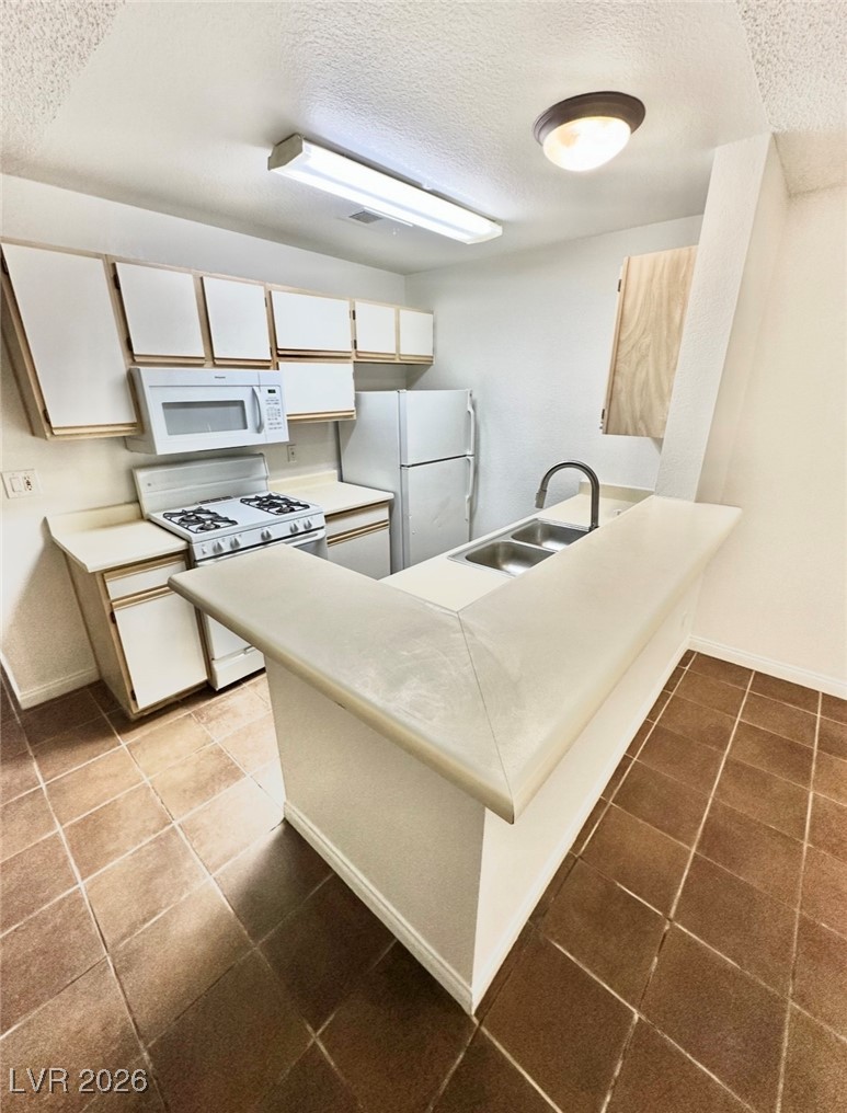 2200 South FORT APACHE Road 2185