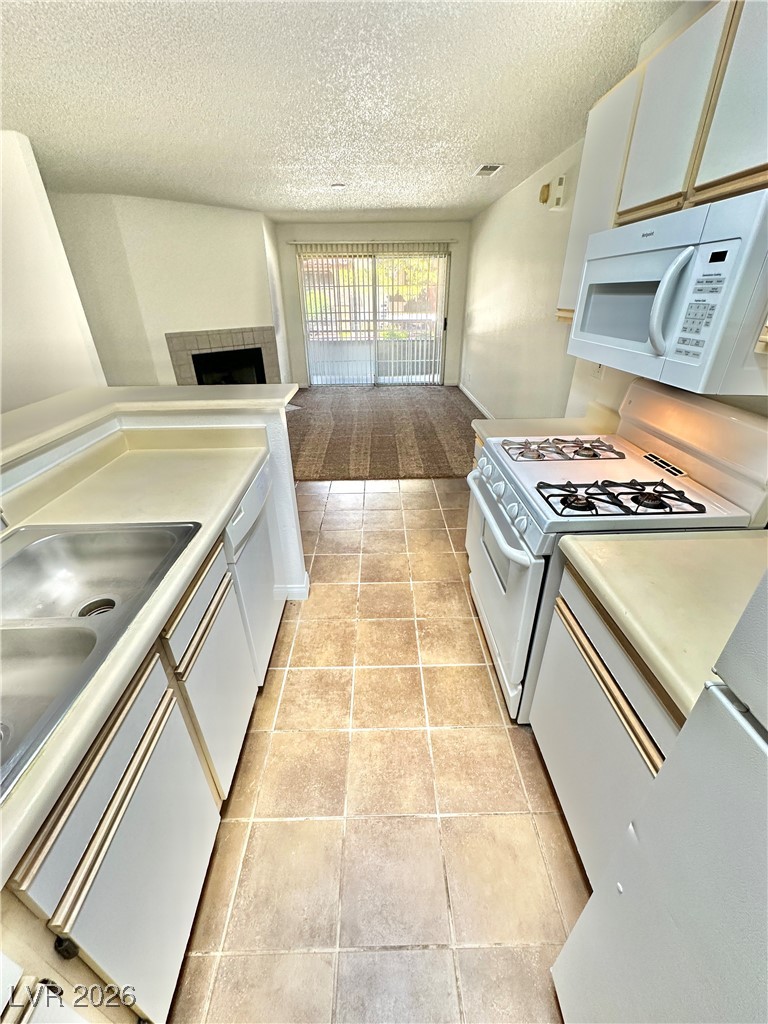 2200 South FORT APACHE Road 2185