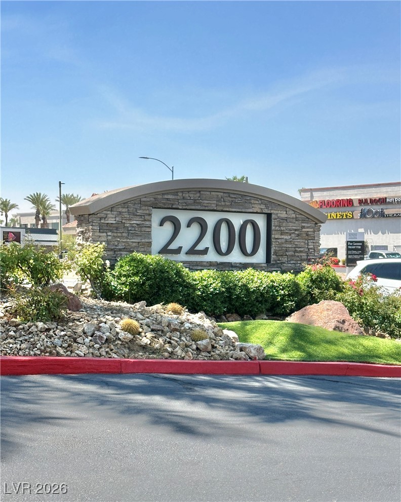 2200 South FORT APACHE Road 2185