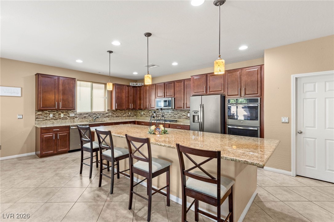 5776 Silver Cascade Avenue