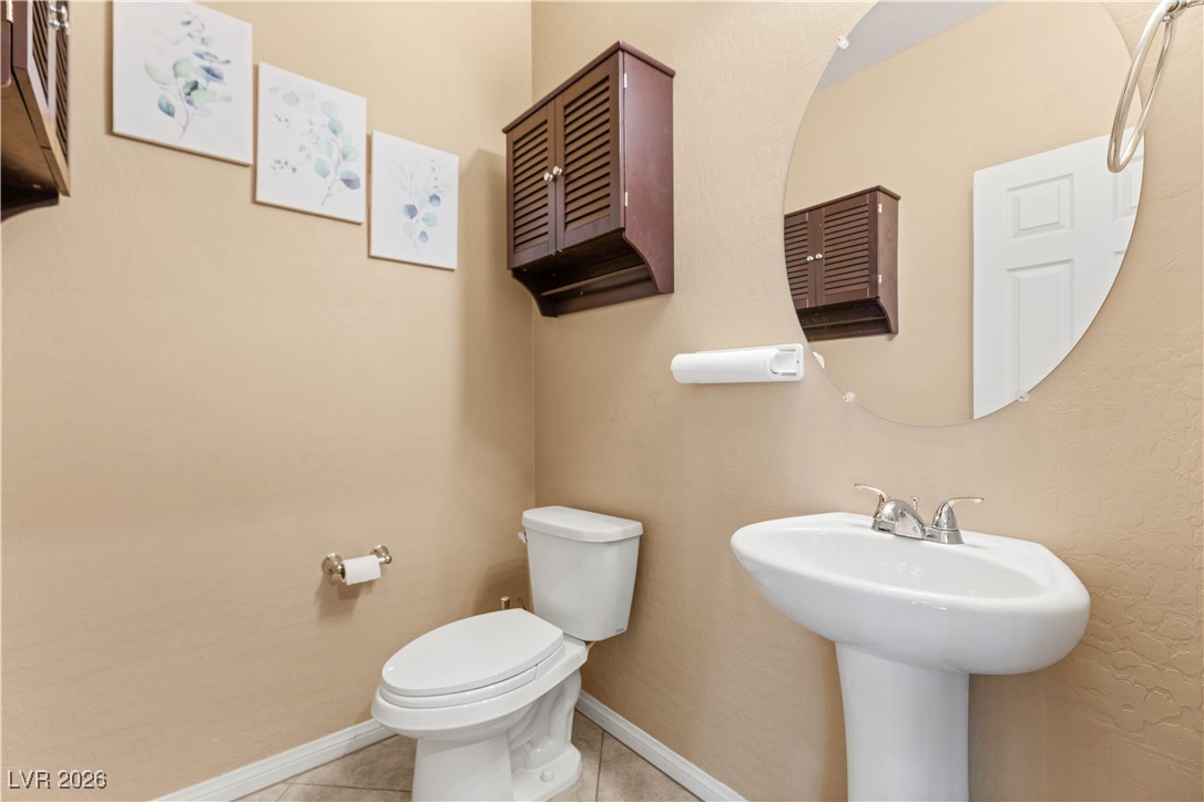 5776 Silver Cascade Avenue