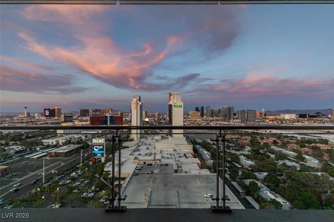 4381 FLAMINGO Road 2612