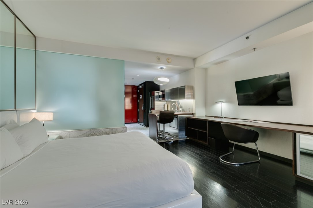 4381 FLAMINGO Road 2612