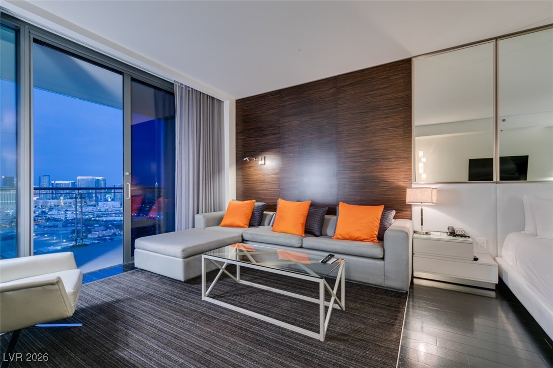 4381 FLAMINGO Road 2612